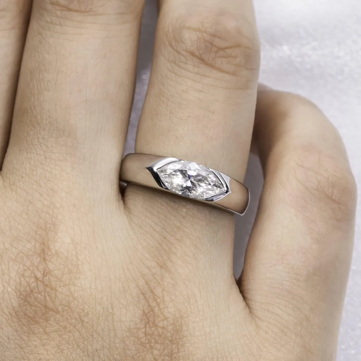 10x5 mm Oval Marquise Cut Moissanite Engagement Ring for Women Platinum-Plated Silver Half Bezel Tension Set Solitaire Wedding Band D color VVS Moissanite Anniversary Promise Rings