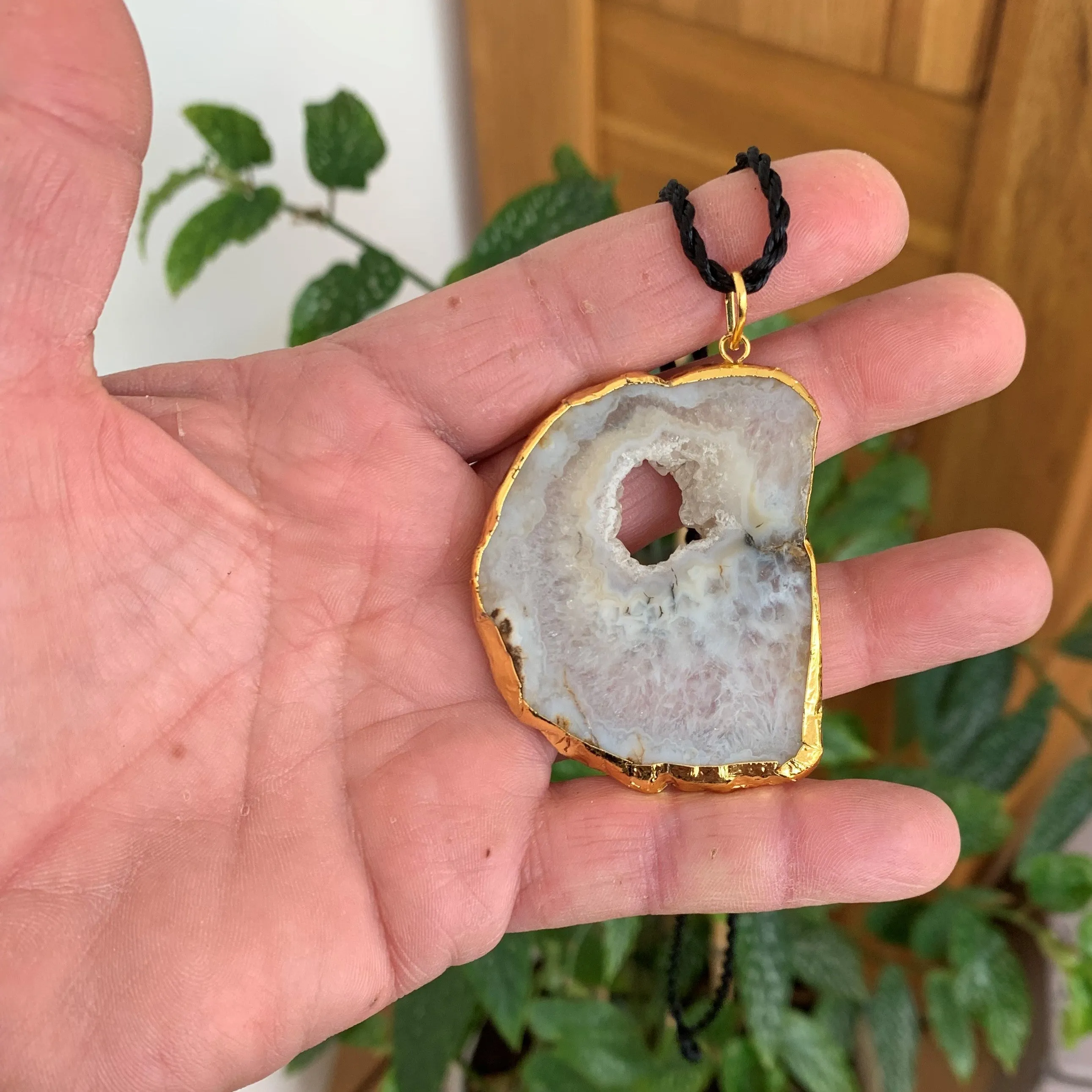 Agate slice pendant