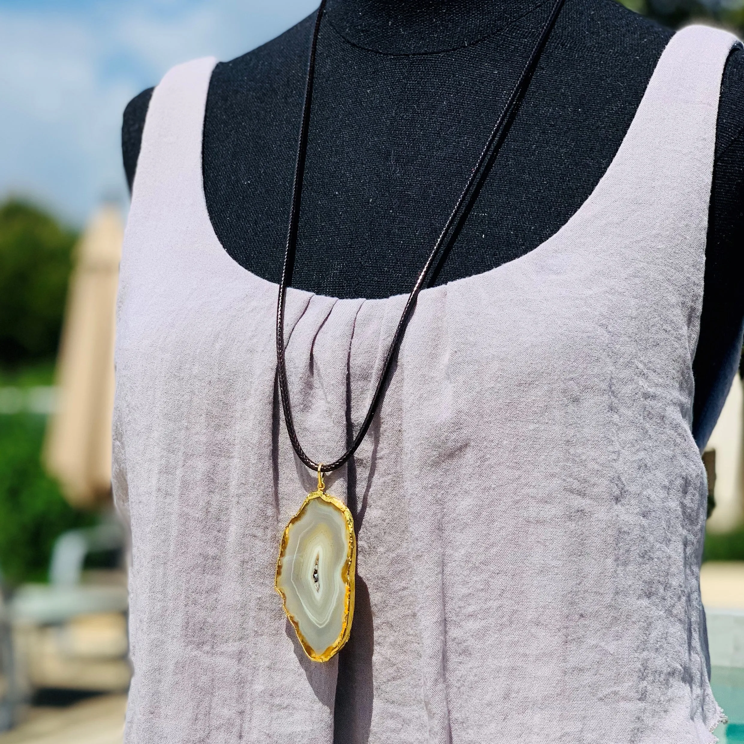 Agate slice pendant