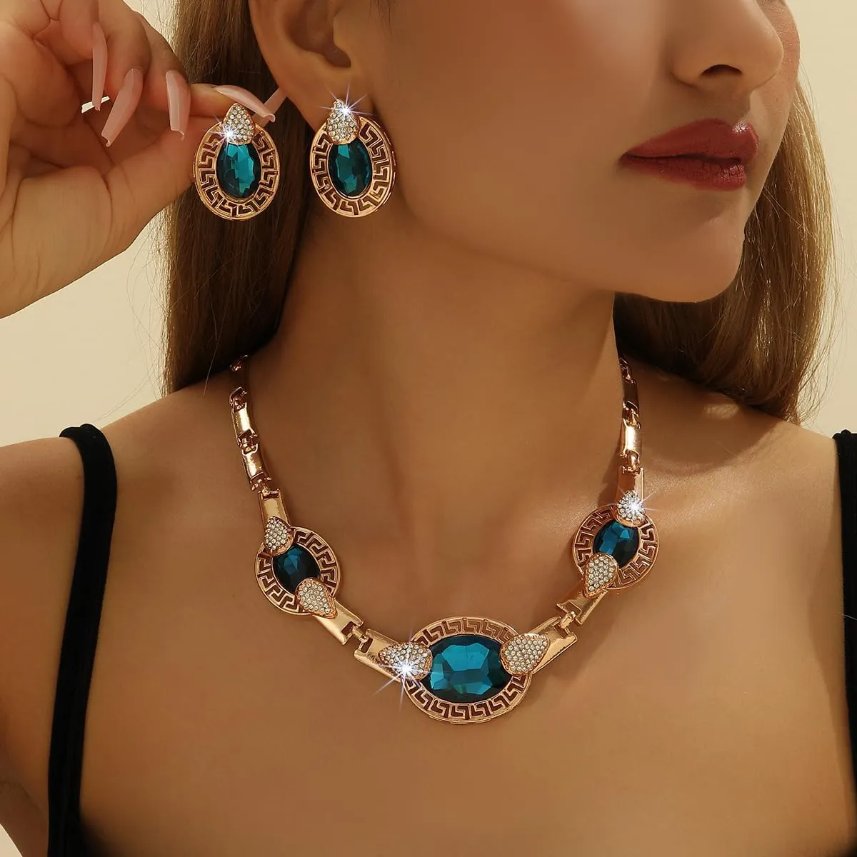 Alloy Crystal Statement Necklace Earrings Sets for Women Elegant Rose Gold Pendant Jewelry for Bridal Bridesmaid Weddings Parties Evening Events Special Occasions