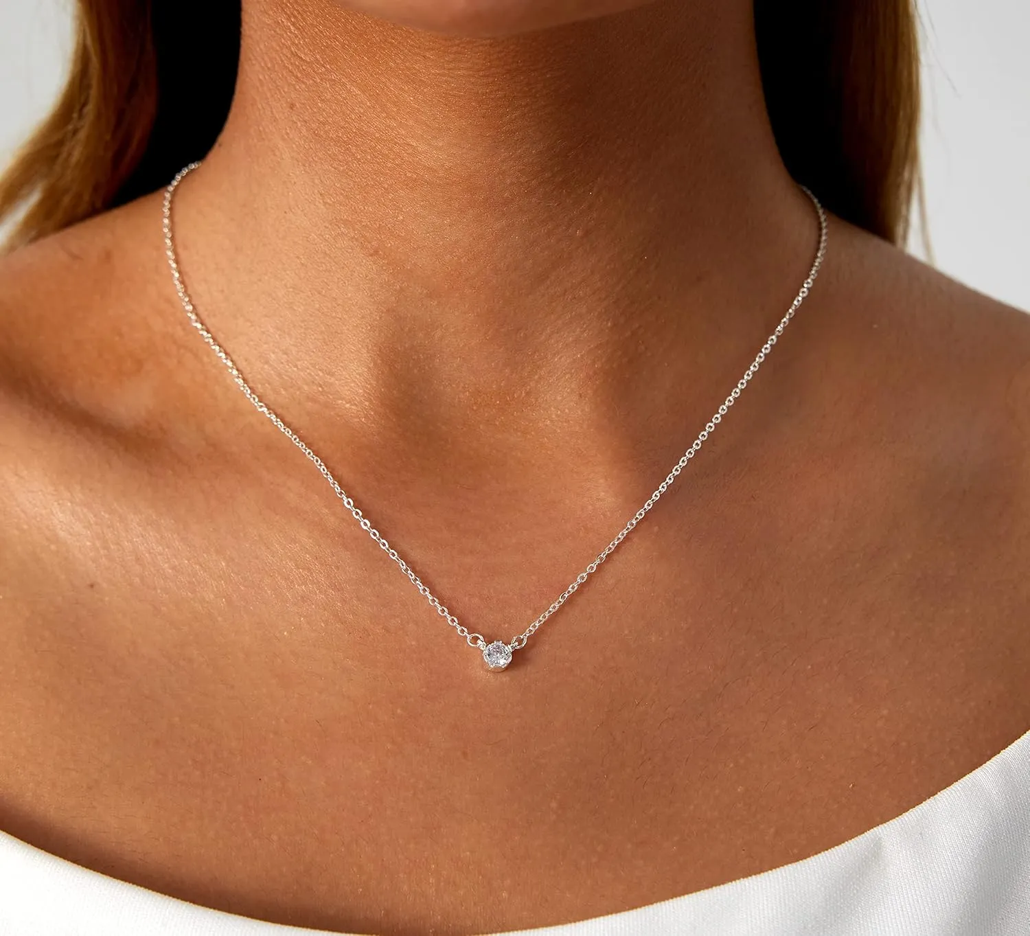 ASCOMY Dainty CZ Diamond Solitaire Pendant Necklaces for Women 14K Gold Plated Single Round Cubic Zirconia Square Simulated Diamond Choker Necklace Bride Bridesmaid Weeding Jewelry Gifts