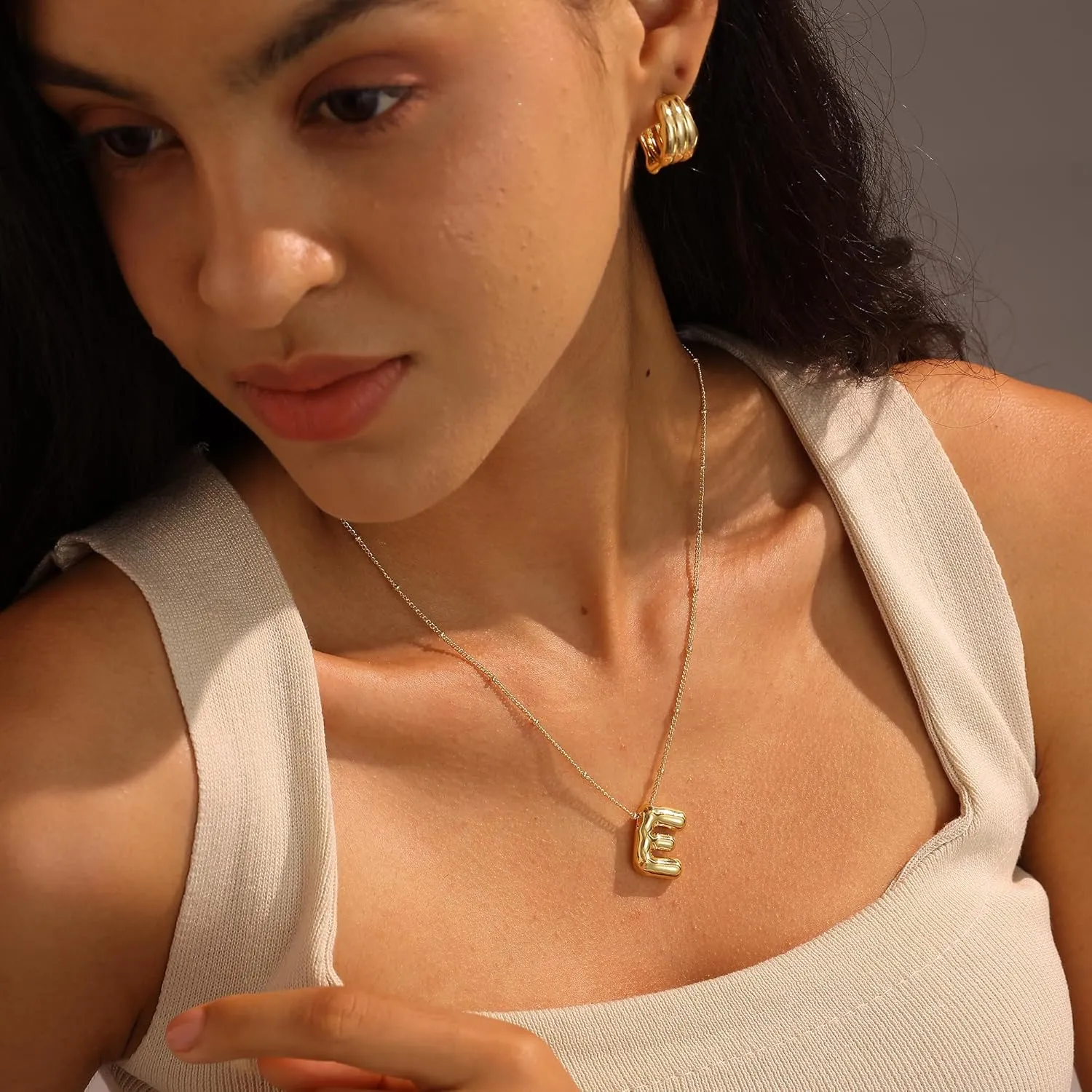 Bubble Gold Letter Necklace for Women, 14k Gold Plated Balloon Initial Letter Pendant Necklace Dainty Charm Initial Necklaces for Women Trendy Chunky Custom Name Necklace Gold Jewelry for Womens