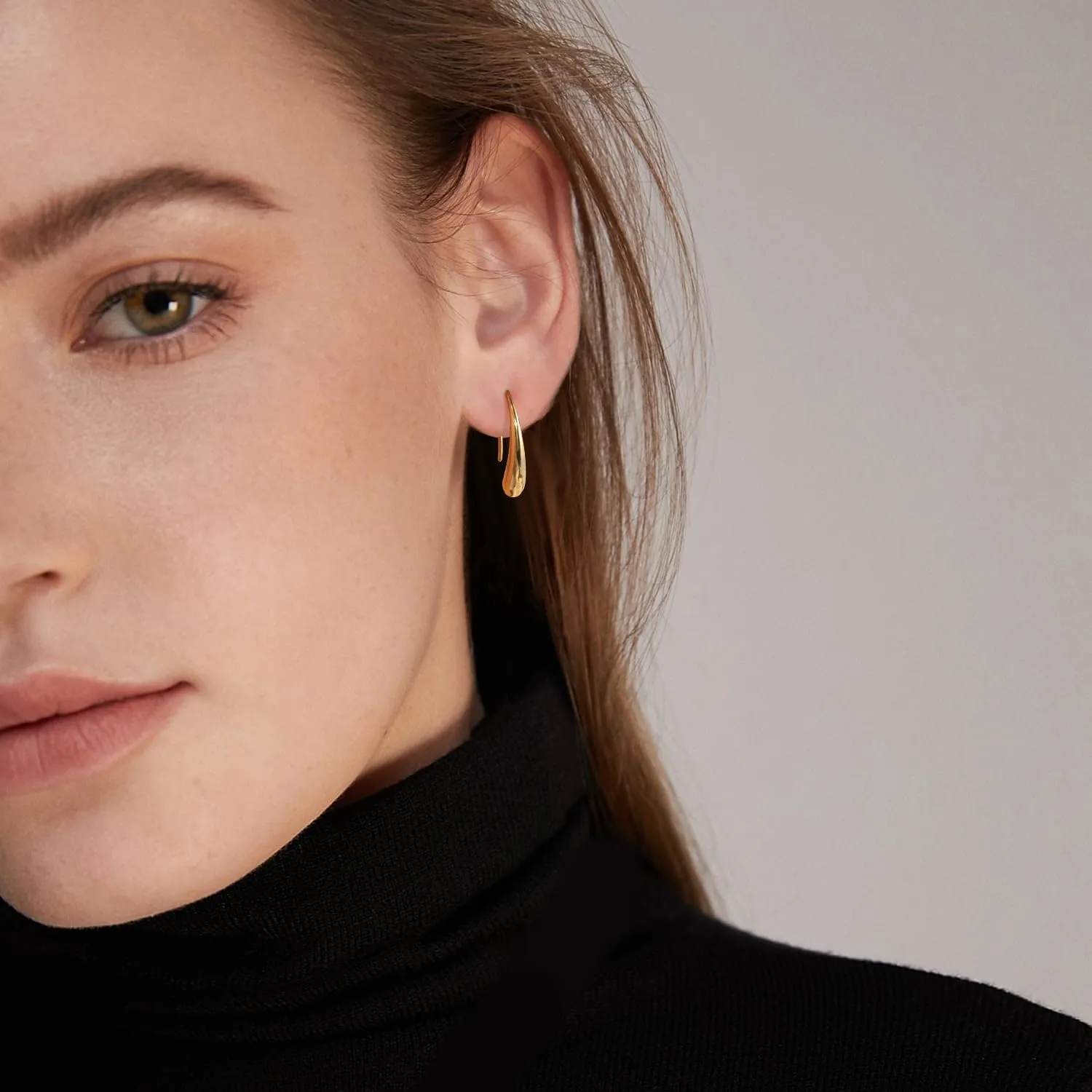 Chunky Gold Hoop Earrings for Women Trendy, Teardrop Earrings with 18k Gold Plated Stainless Steel, Small Hypoallergenic Earrings, Jewelry Gifts for Women