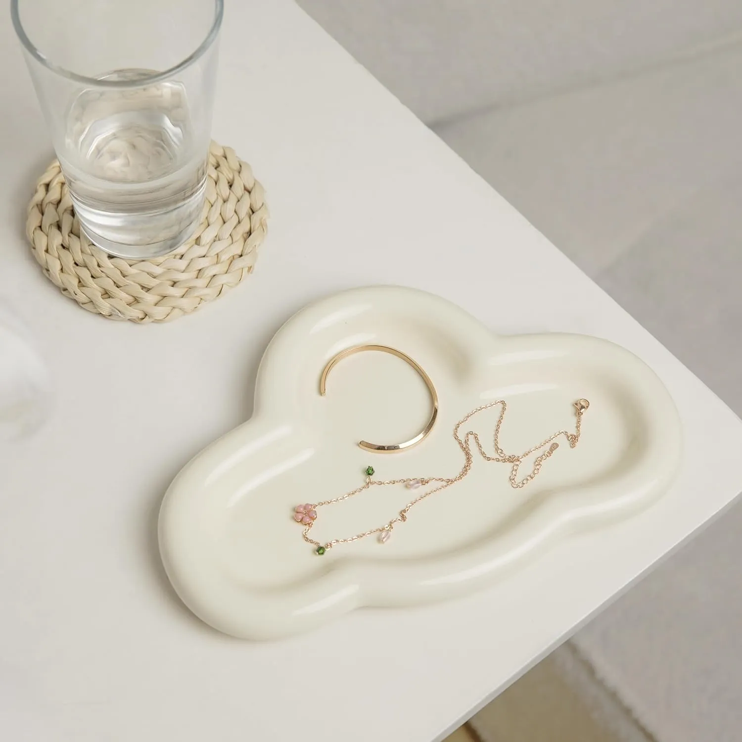 Cloud Trinket Dish, Chubby Jewelry Tray, Ceramic Jewelry Ring Trinket Dish for Rings Earrings Necklace Organizer, Mother's Day Thanksgiving Christmas Birthday Bridesmaid Gifts (Crme)