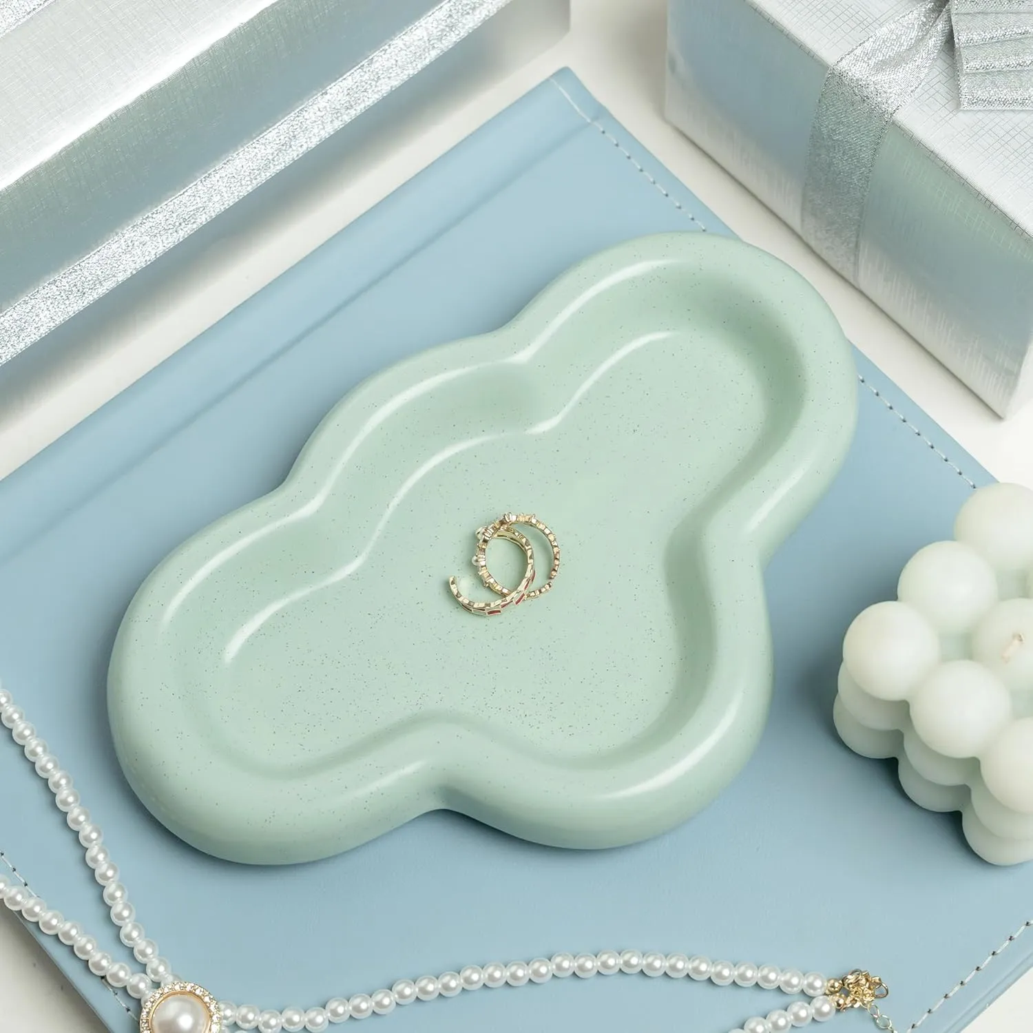 Cloud Trinket Dish, Chubby Jewelry Tray, Ceramic Jewelry Ring Trinket Dish for Rings Earrings Necklace Organizer, Mother's Day Thanksgiving Christmas Birthday Bridesmaid Gifts (T-Green)