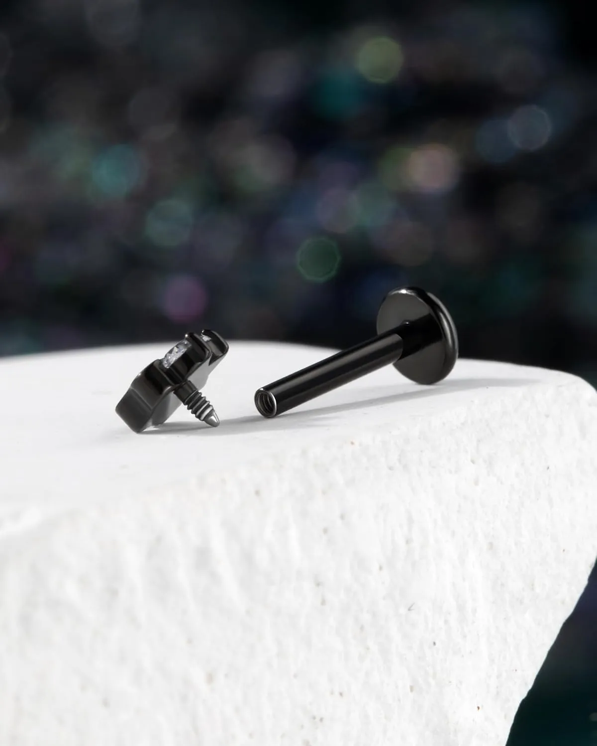COCHARM G23 Titanium Cartilage Earring Stud for Helix 16g Flat Back Dog Paw Cartilage Piercing Jewelry Front Top Screw Helix Tragus Earrings