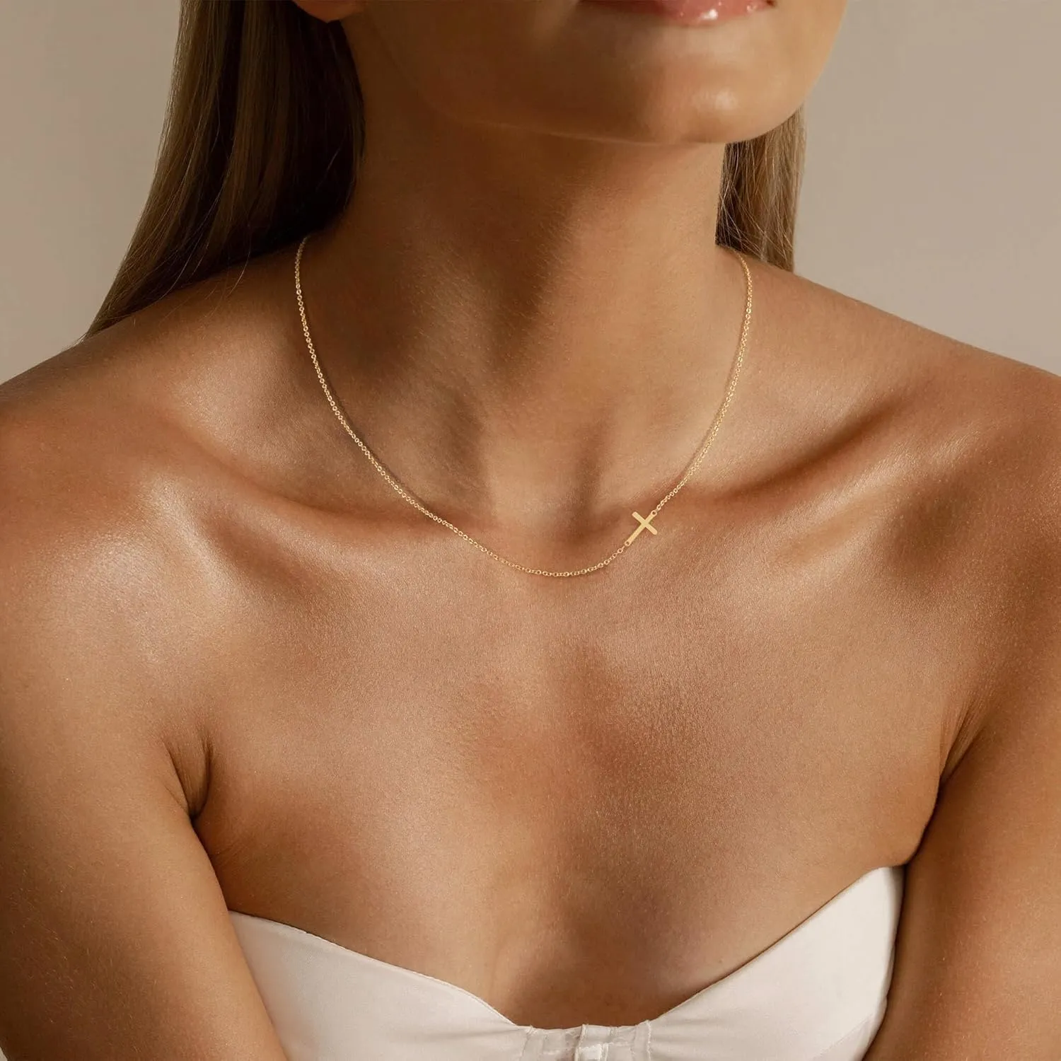 Cross Necklace for Women, Small 14K Gold Plated Cross Pendant Necklace Dainty Gold Cross Necklace Cute Cross Choker Necklace Simple Gold Charm Necklace for Women Trendy Jewelry Gifts