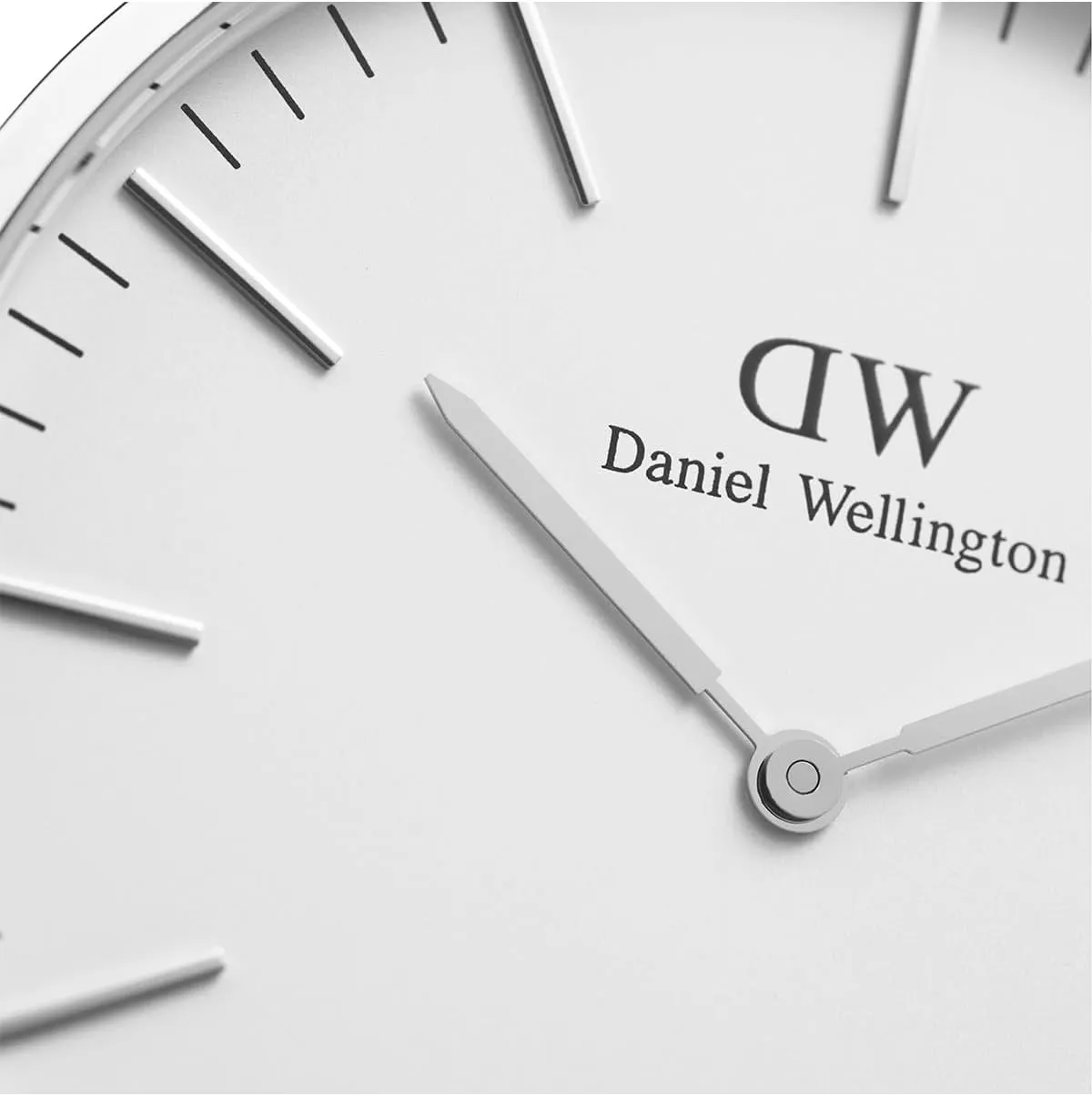 Daniel Wellington Classic Mens Watch - 36mm - 40mm Case, Japanese Quartz Movement, Leather Strap, Water Resistant, Analog Watch for Men - Sheffield