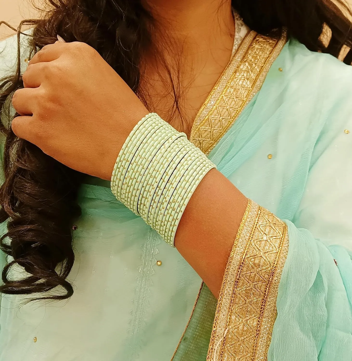 Efulgenz Metal Bangles for Women Indian Bangles Set Plain Metal Bangle Bracelets Bollywood Costume Jewelry for Women