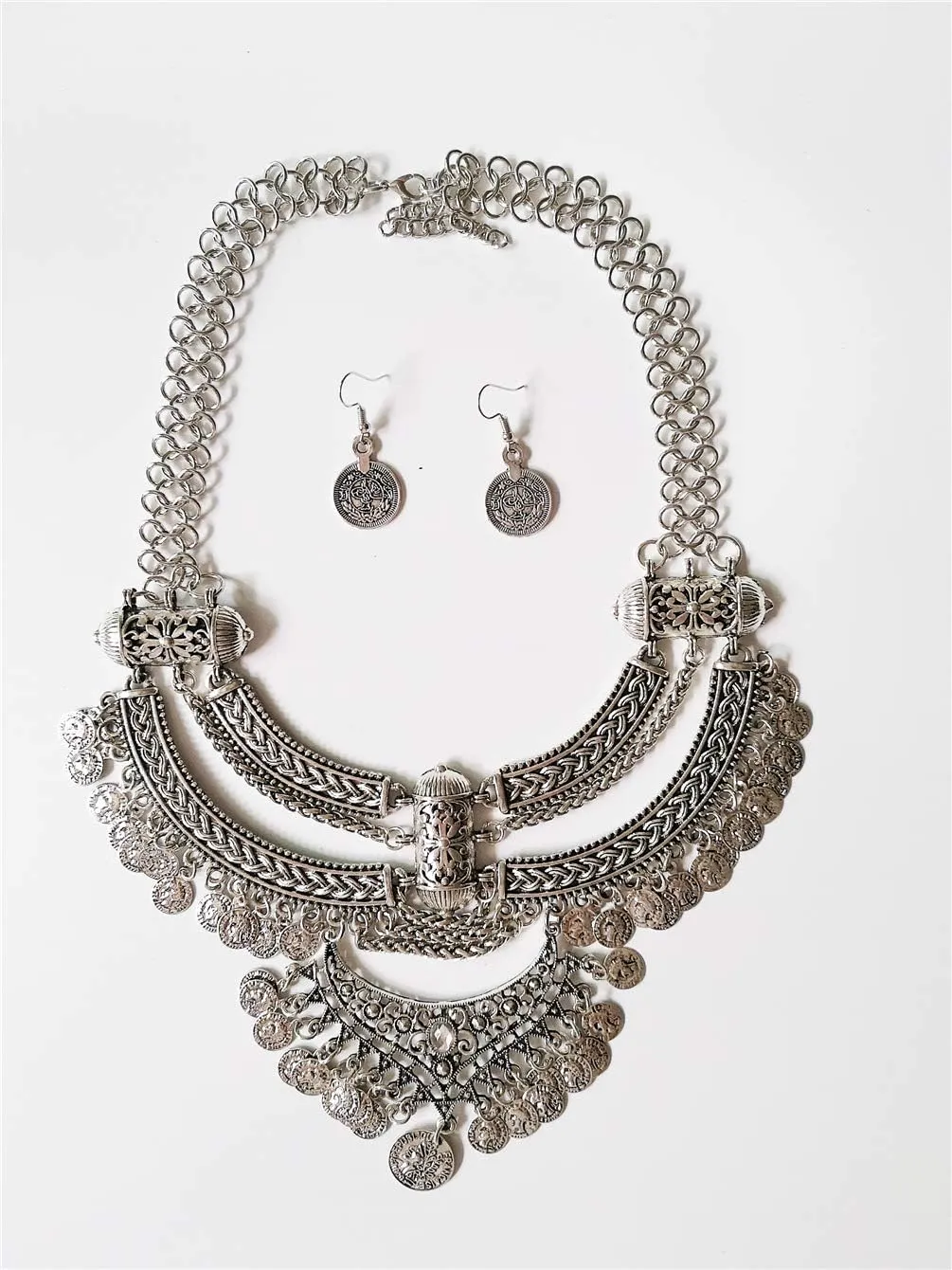 Fashion Bib Bohemian Statement Necklace Punk Ethnic Jewelry for Women