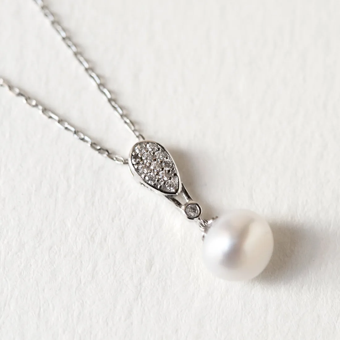Freshwater Pearl Pendant Necklace