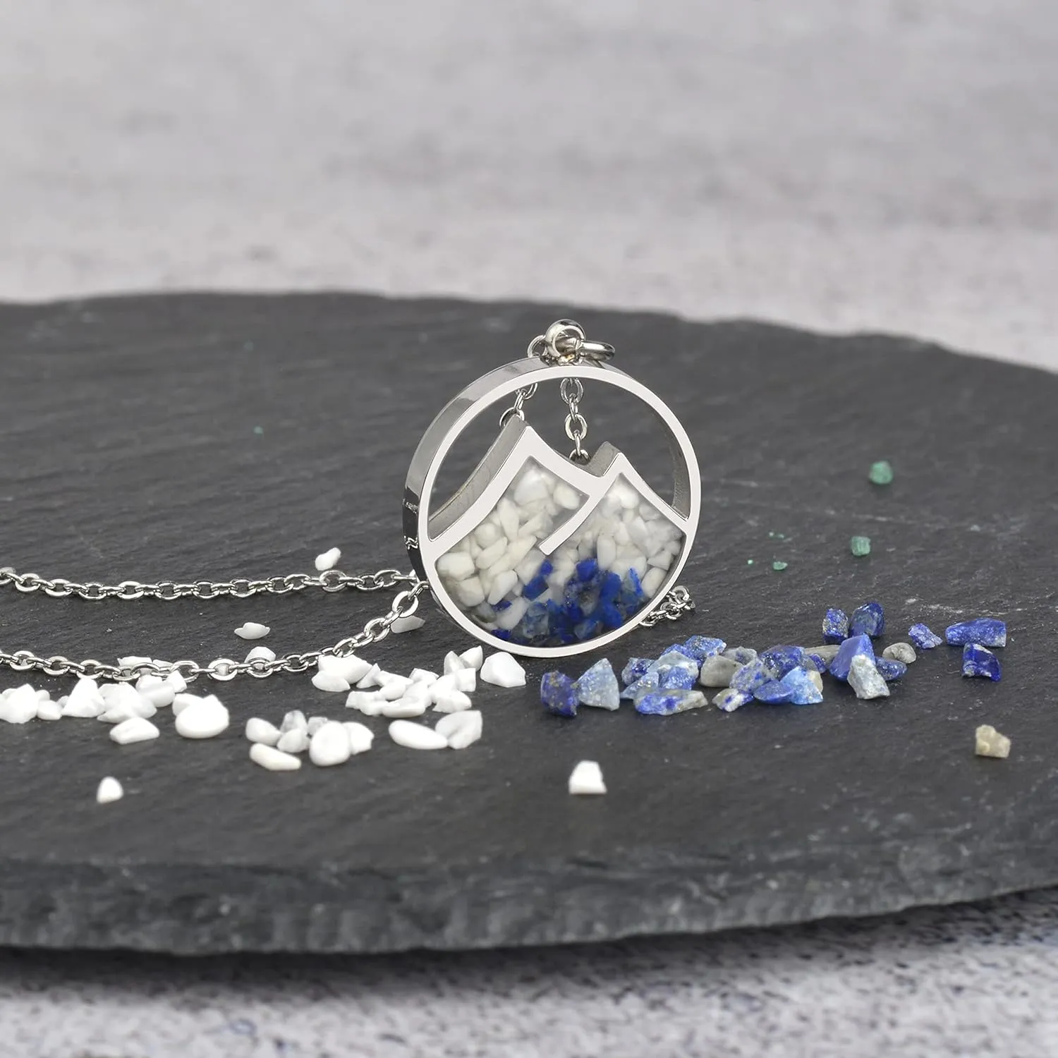 Gemstone Mountain Necklace for Women White Howlite Turquoise Tumbled Chips Pendant Necklace Dainty Mountain Range Necklaces for Women Nature Jewelry Gift