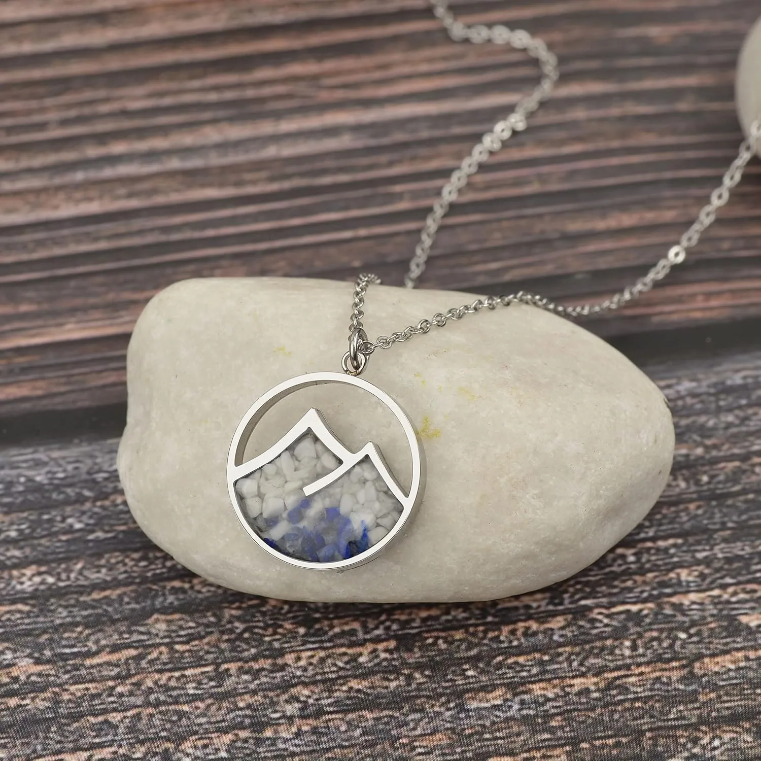 Gemstone Mountain Necklace for Women White Howlite Turquoise Tumbled Chips Pendant Necklace Dainty Mountain Range Necklaces for Women Nature Jewelry Gift