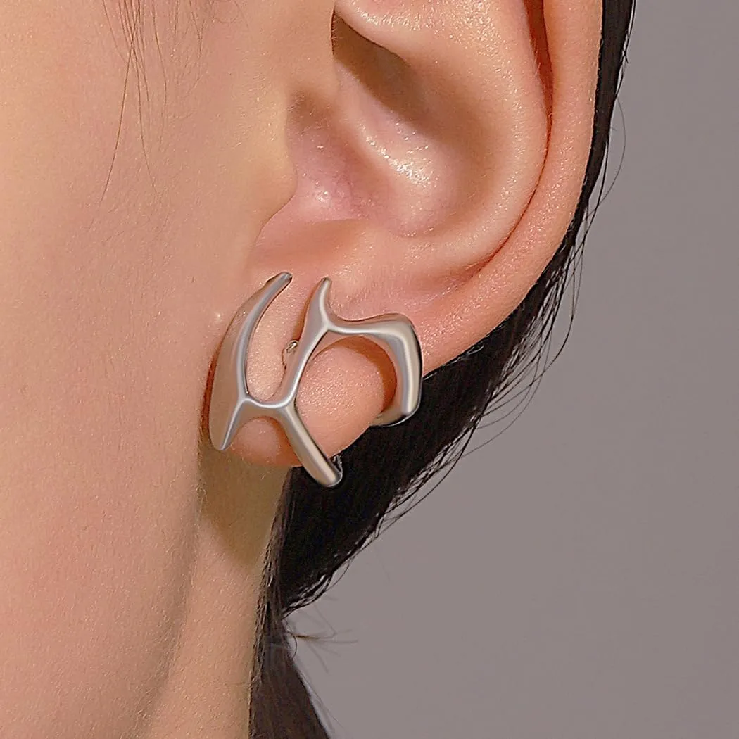 Geometrically Irregular Liquid Hollow Studs Earrings Huggie Minimalist Ear Clip Earrings Hypoallergic Gold Plated Ear Studs Lightweight Hollow Open Hoops Ear Studs Fashion Jewelry for Women