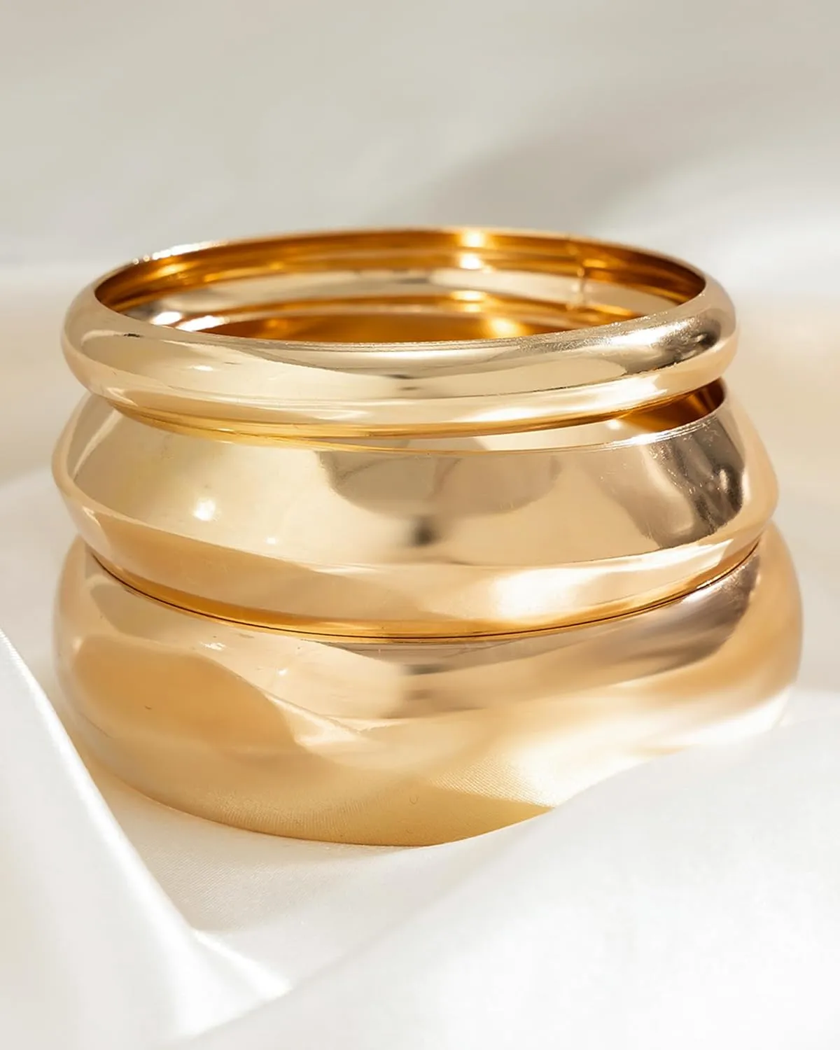 Gold Bangles for Women 14k Gold Plated Gold Cuff Bracelets Adjustable Chunky Bangles Hammered Textured Irregular Cuffs Statement Jewelry Gifts