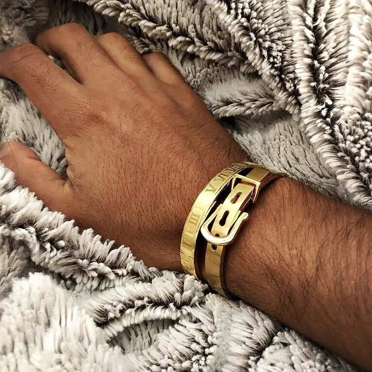 Gold Silver Plated Bracelets for Men Women Roman Numeral Bangle Bracelet Stainless Steel Personalized Engraved Unisex Gift