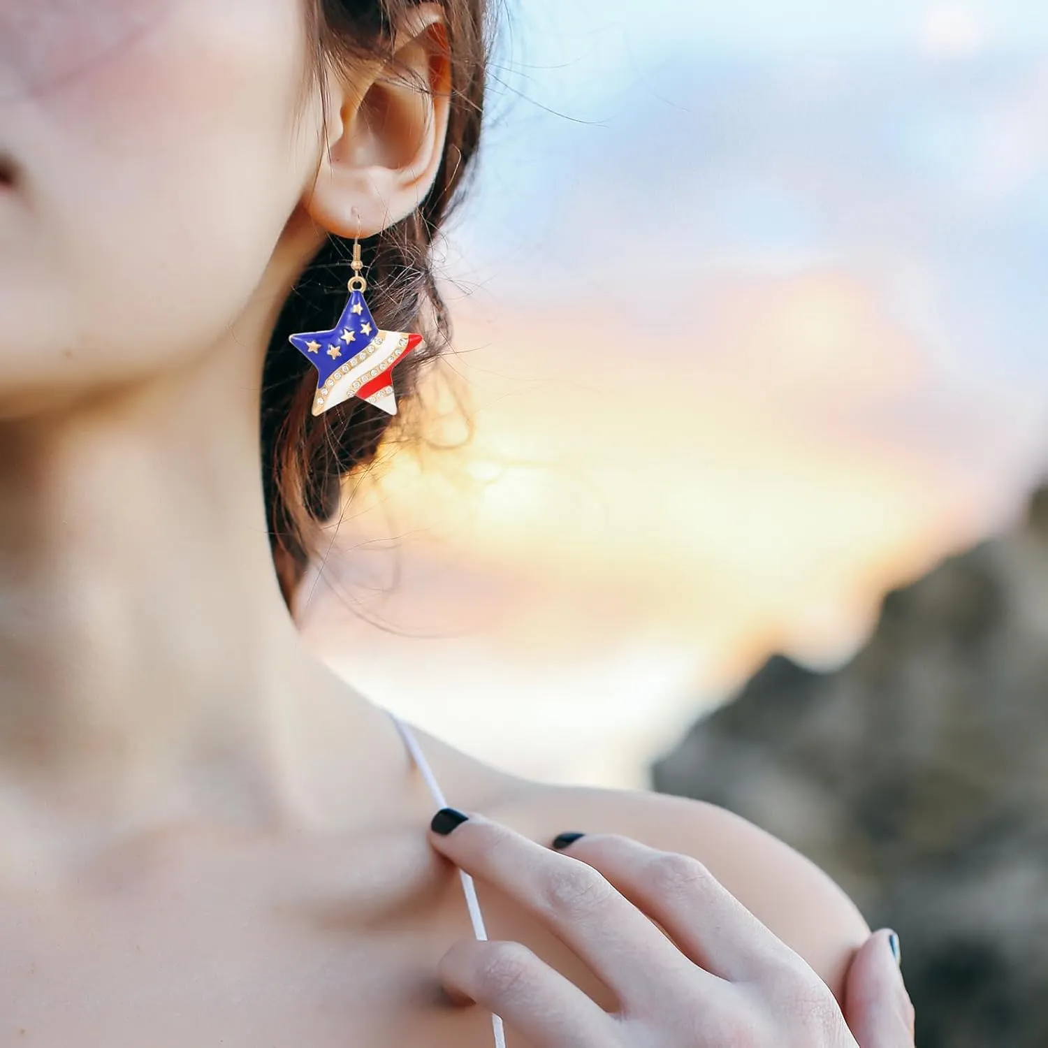 HUJUON American Flag Pendant Necklace Earring Set for Women 4th Of July Butterfly Drop Dangle Hook Earring Independence Day Usa Patriotic Choker Jewelry Gift