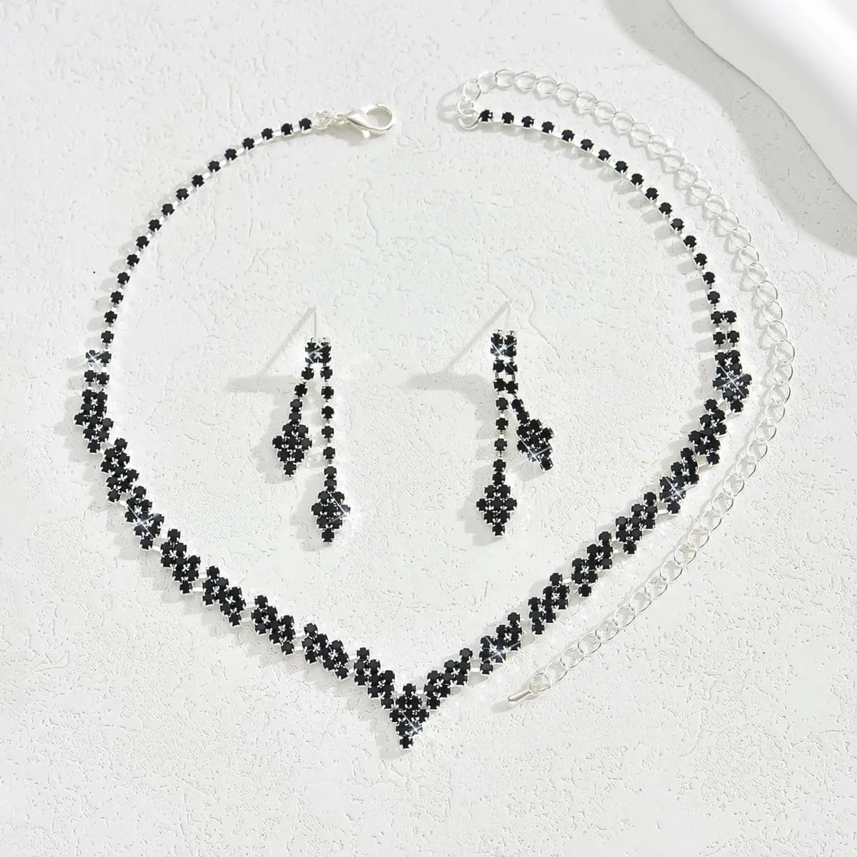 HUJUON Shiny Rhinestone Long Tassel Dangle Earrings Necklace Set Cubic Zirconia Drop Earrings Clavicle Necklace Wedding Bride Jewelry for Women