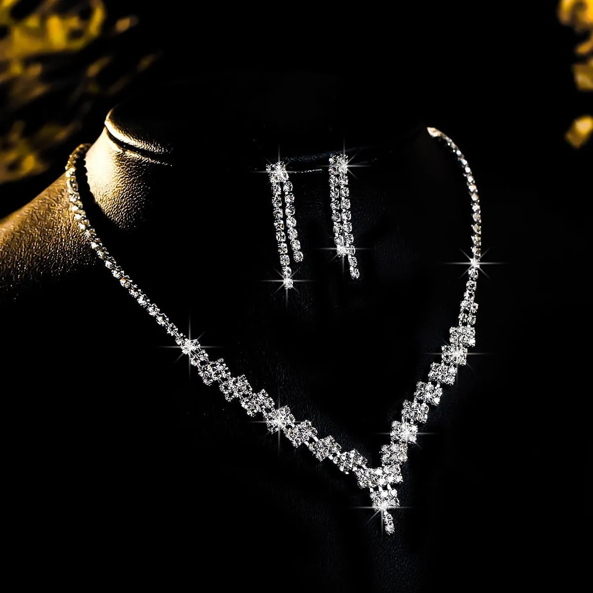 HUJUON Shiny Rhinestone Long Tassel Dangle Earrings Necklace Set Cubic Zirconia Drop Earrings Clavicle Necklace Wedding Bride Jewelry for Women