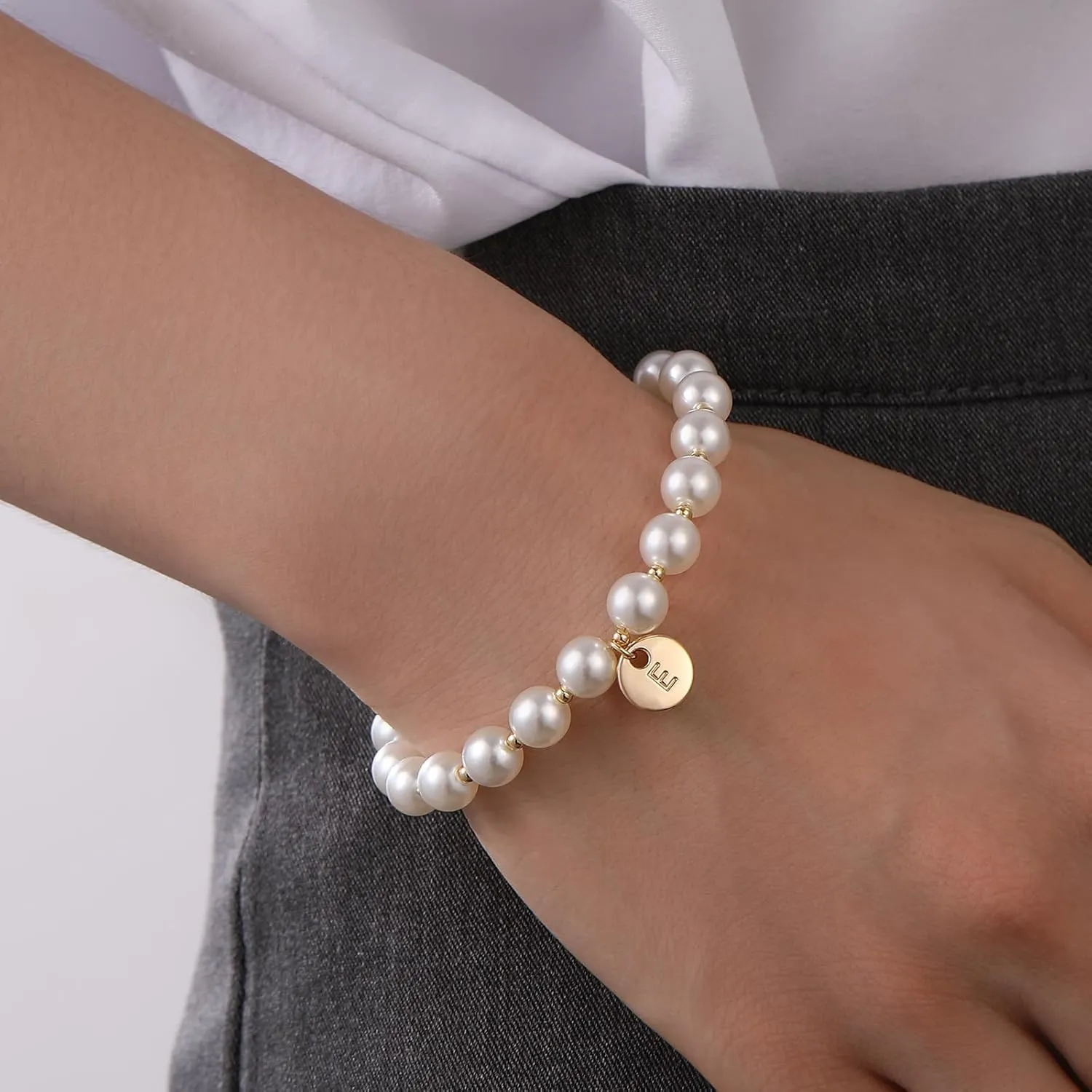 Initial Pearl Bracelet Flower Girl Bracelet Proposal Gifts for Girls, Dainty Gold Pearl Bracelets with Letter A-Z Personalized Name Jewelry Birthday Christmas Wedding Party Gift for Her