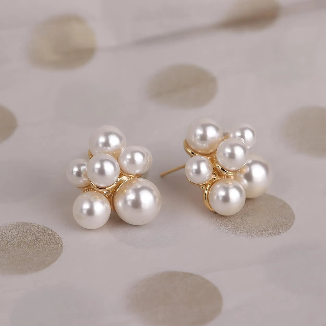 JeanBeau Pearl Flower Leaf Stud Earrings for Women Statement Cluster CZ Pearls Earing Gold Plated Sterling Silver Wedding Prom Birthday Fashion Jewelry Gift