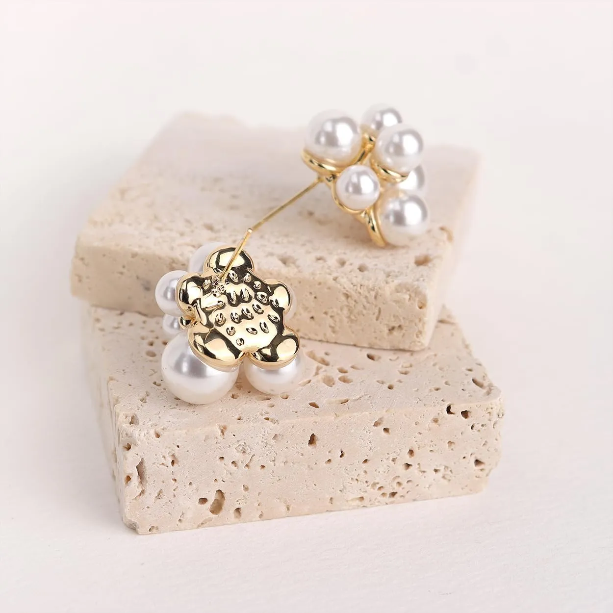 JeanBeau Pearl Flower Leaf Stud Earrings for Women Statement Cluster CZ Pearls Earing Gold Plated Sterling Silver Wedding Prom Birthday Fashion Jewelry Gift
