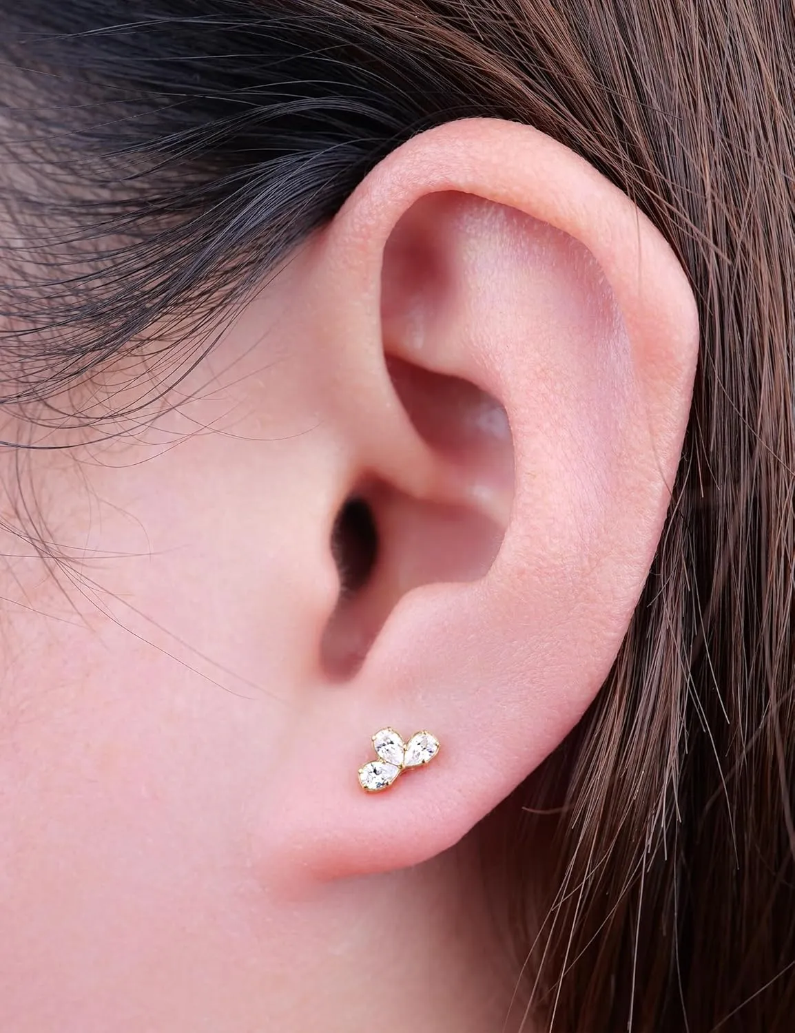 limerencia 18g Titanium Internally Threaded Piercing Jewelry 2PCS Nose Studs Flat Back Earrings Tragus, Helix, Cartilage, Conch, Labret Piercing for Women Men Sensitive Ears