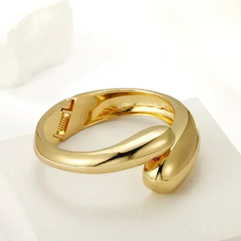 Luxury Trendy Gold Heavy Metal Bangles | Irregular Geometric Cuff Bracelet for Women