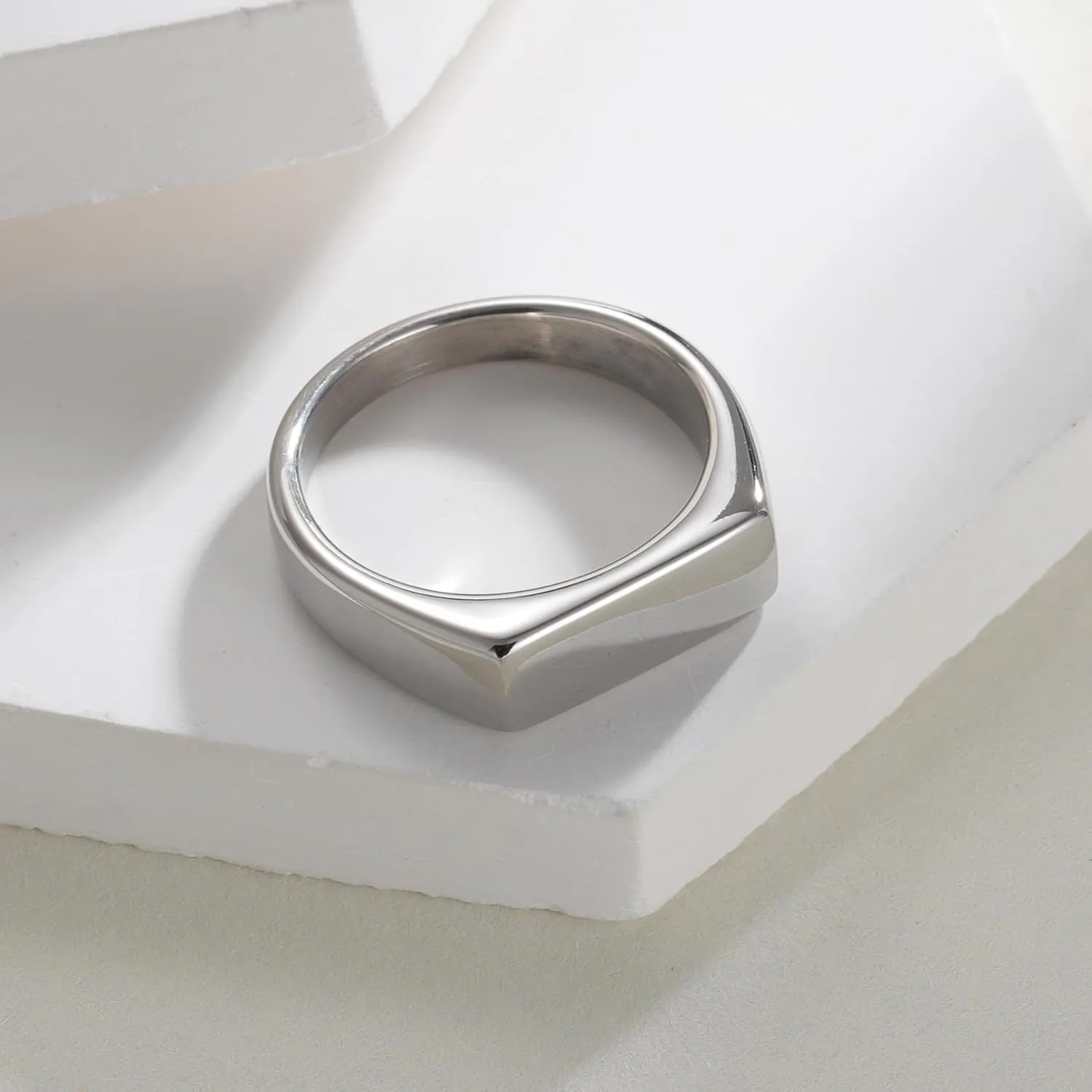 Mens Stainless Steel Signet Rings Silver/Black/Gold Square Pinky Ring for Men Women Cool Ring for Him Her Dad Mom