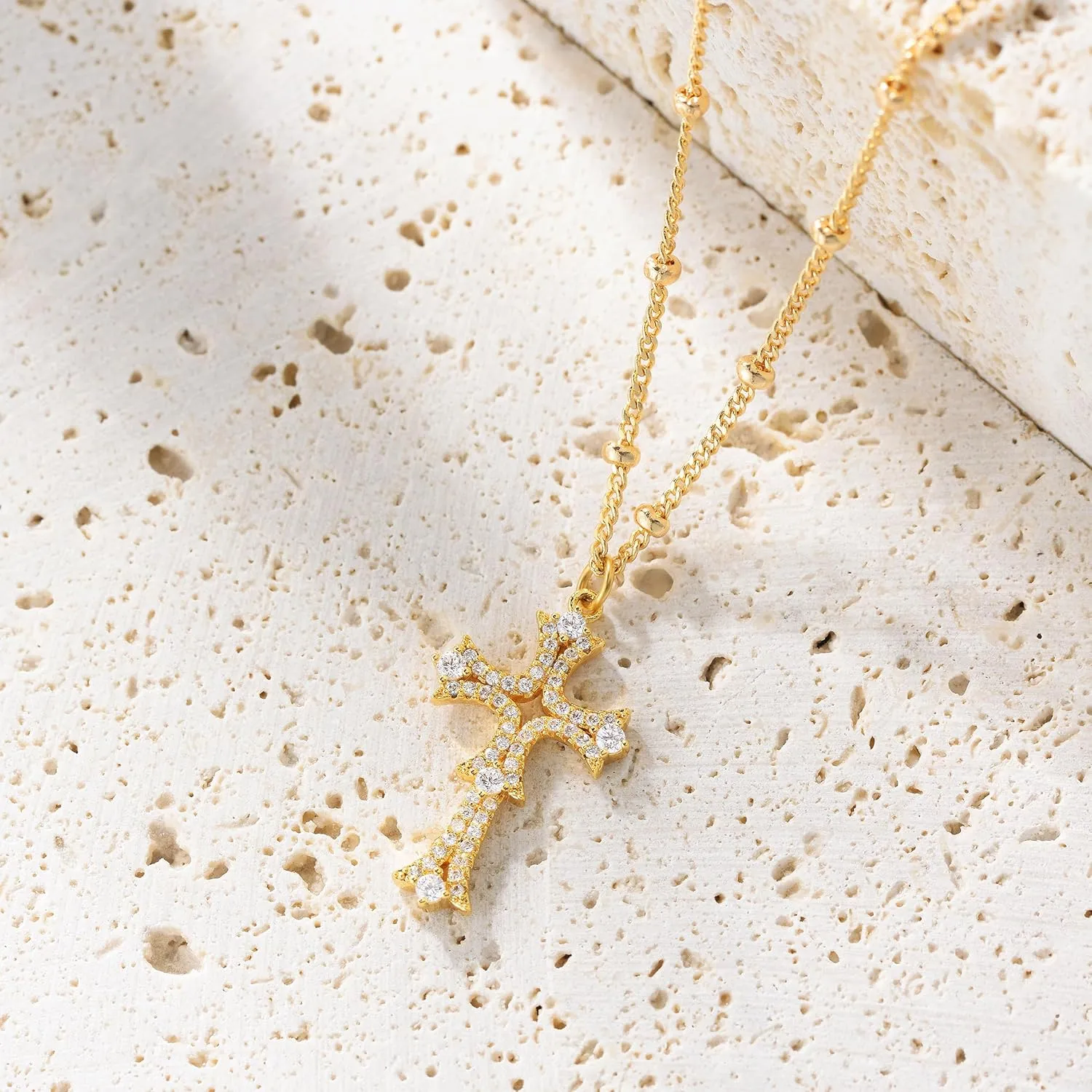 MEVECCO Gold Cross Necklace 18K Gold Plated Cubic Zircon Cross Pendent Necklace Handmade Simple Dainty Chain Necklace Everyday Jewelry