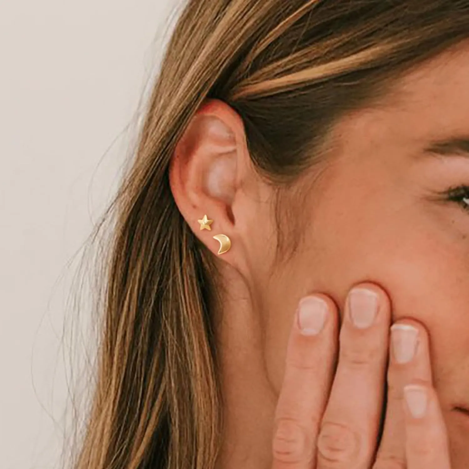 MEVECCO Stud Earrings for Women Dainty 18k Gold Hypoallergenic Stud Earrings Sets for Multiple Piercing Small Stud Earrings Gift for Her