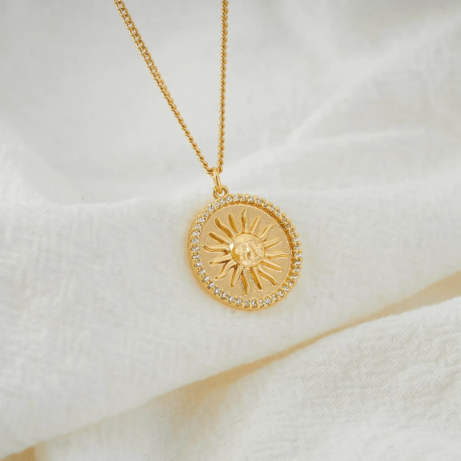 MEVECCO Women Gold Necklace Coin Disc Celestial Patterned Engraved Pendant 18K Gold Plated Simple Personalized Dainty Chain Jewelry Gift