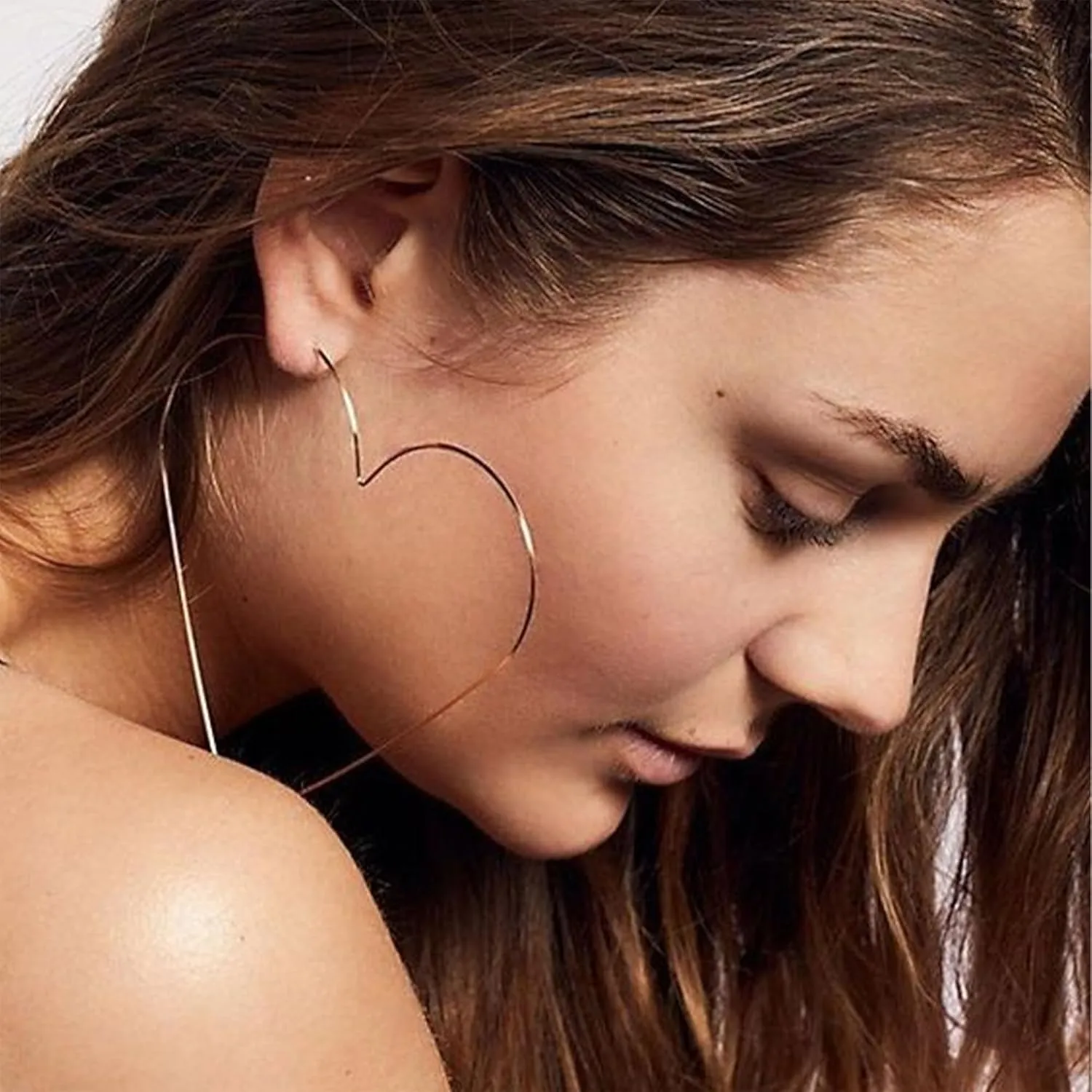 OOOPEL 2mm Thin 3D Laser-Cut Silver Heart Hoop Earrings for Women Gold Plating S925 Silver Post Heart Hoops Minimalist Gold Heart Shaped Hoops for Work/Travel/Gift
