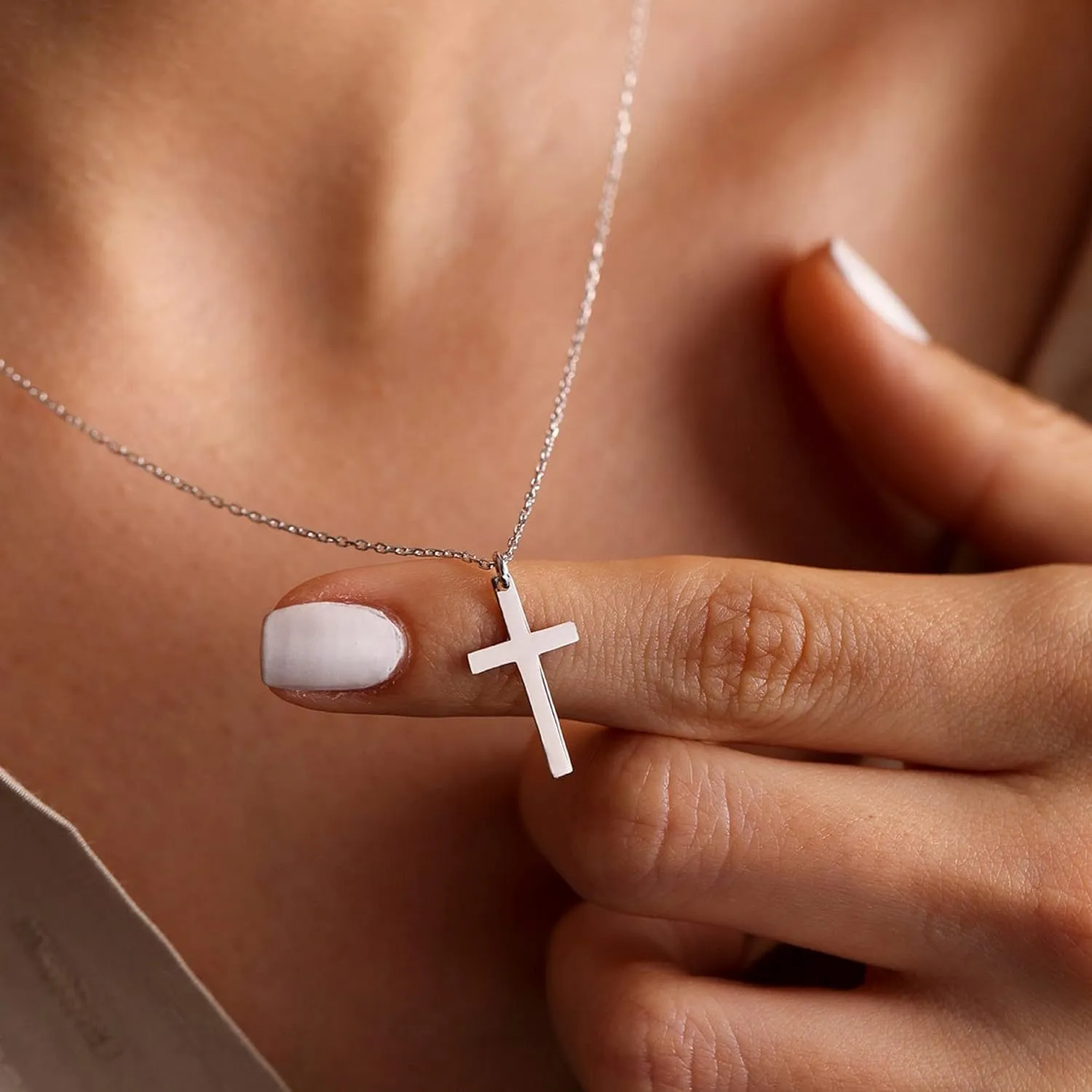 Pencros Simple Cross Necklace 18K Gold/Silver Filled Crucifix Faith Pendant Dainty Cross Choker Tiny Necklace for Women
