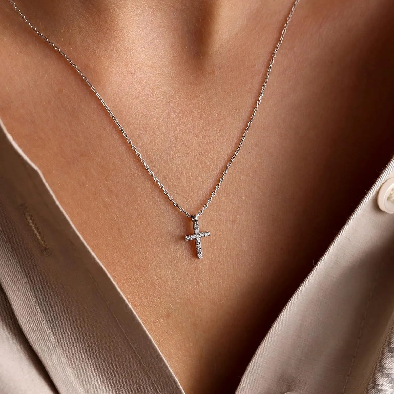 Pencros Simple Cross Necklace 18K Gold/Silver Filled Crucifix Faith Pendant Dainty Cross Choker Tiny Necklace for Women