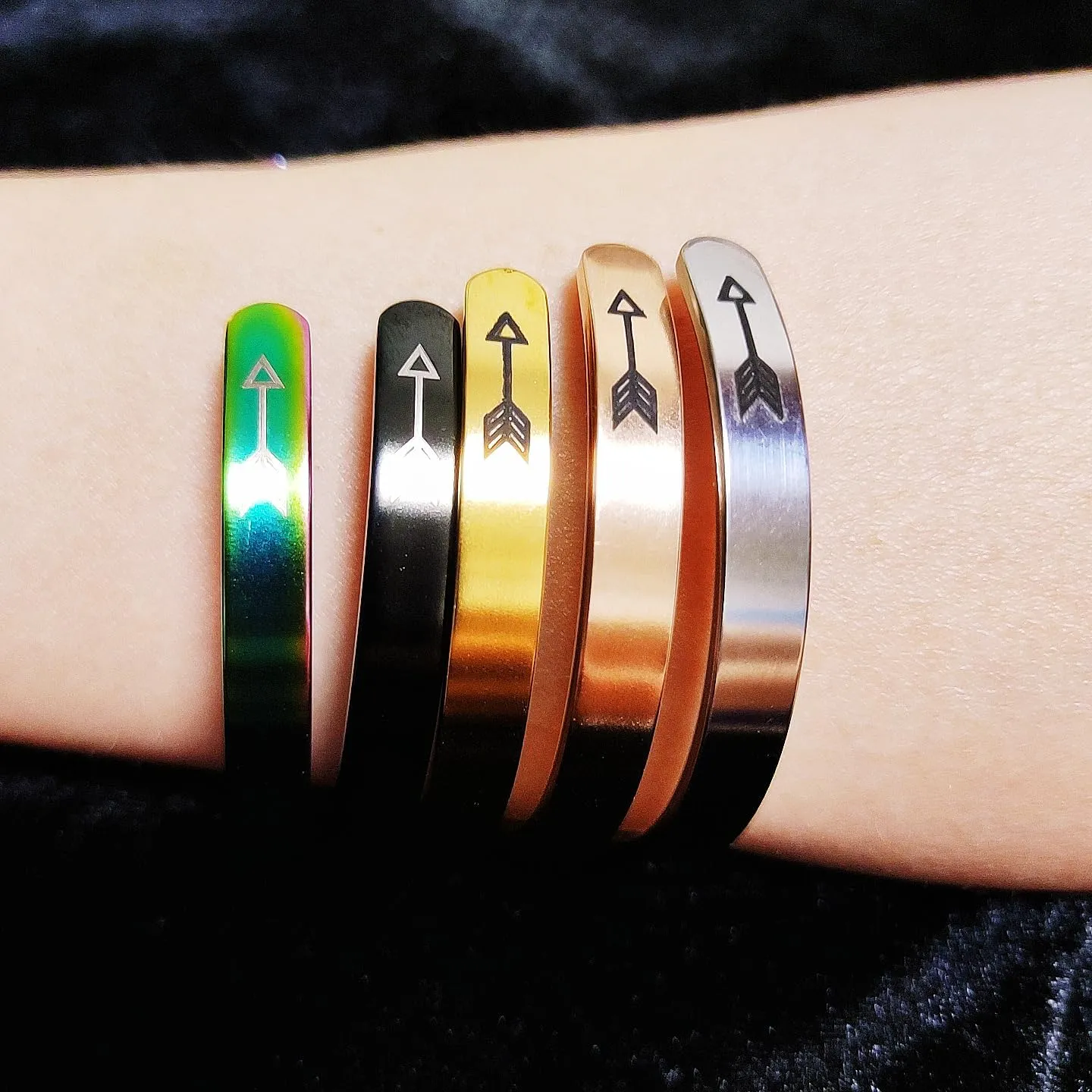 Personalized Cuff Bangle Bracelets for Women Men Inspirational Mantra Keep Going Engraved Inside Jewelry for Women Gift about Friendship and Encouragement