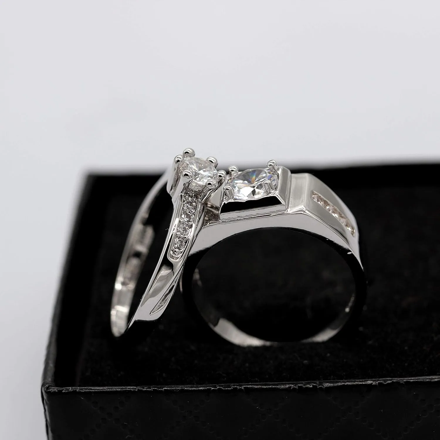 Uloveido 2 Pieces Wedding Engagement Couple Ring Set for Women and Men Valentine's Day Gift - Anniversary Promise Ring Set in Silver Color for Boyfriend and Friend J473