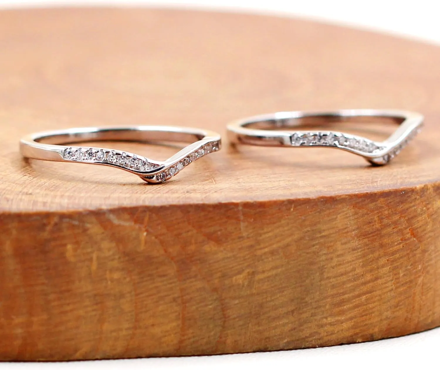 Uloveido 925 Sterling Silver Round CZ V Wrap Ring Guard Enhancer 2pcs Stack Rings Set Wedding Anniversary JewelryY1516