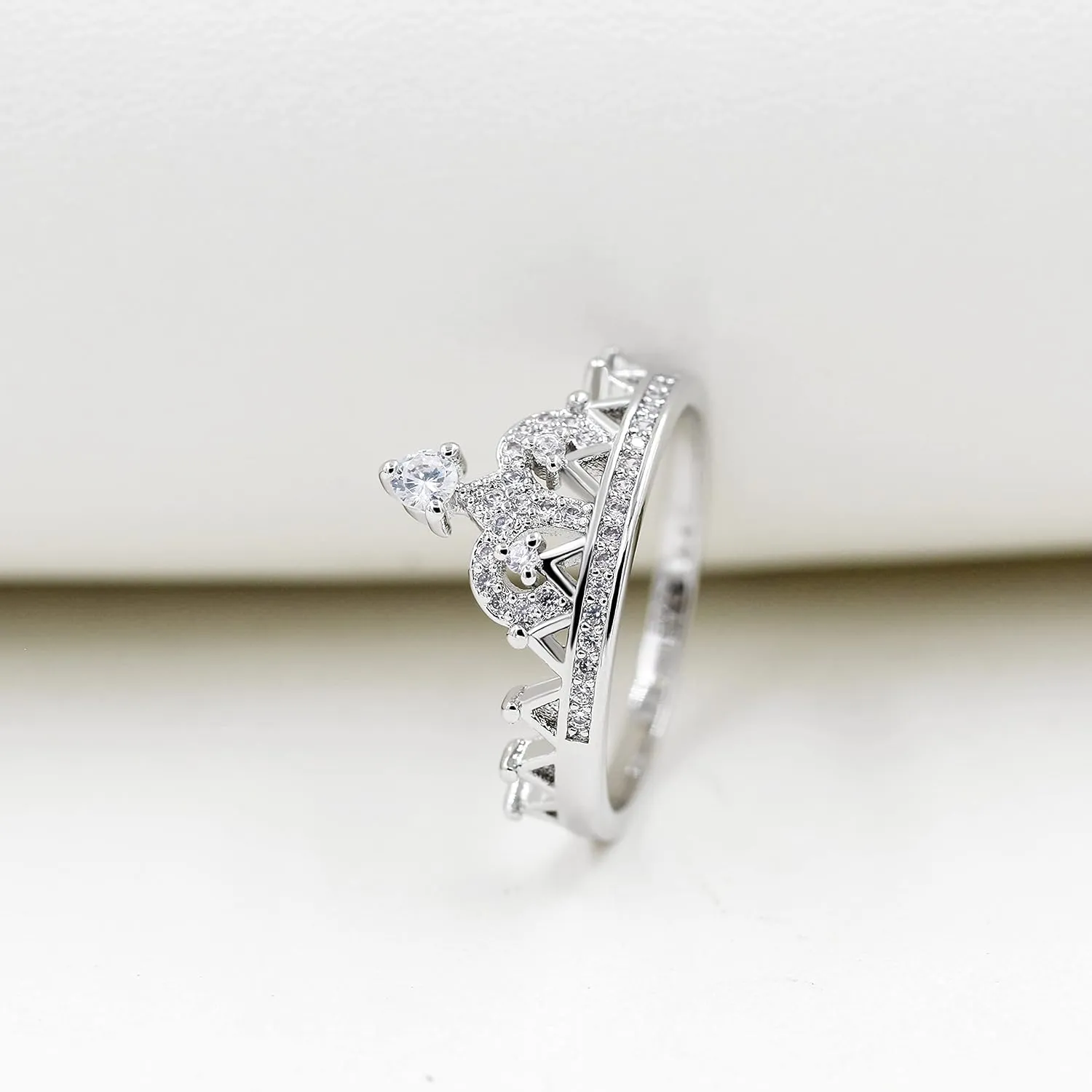 Uloveido Platinum Plated Crown Royal Ring, Women's Cubic Zirconia Wedding Rings Y1227