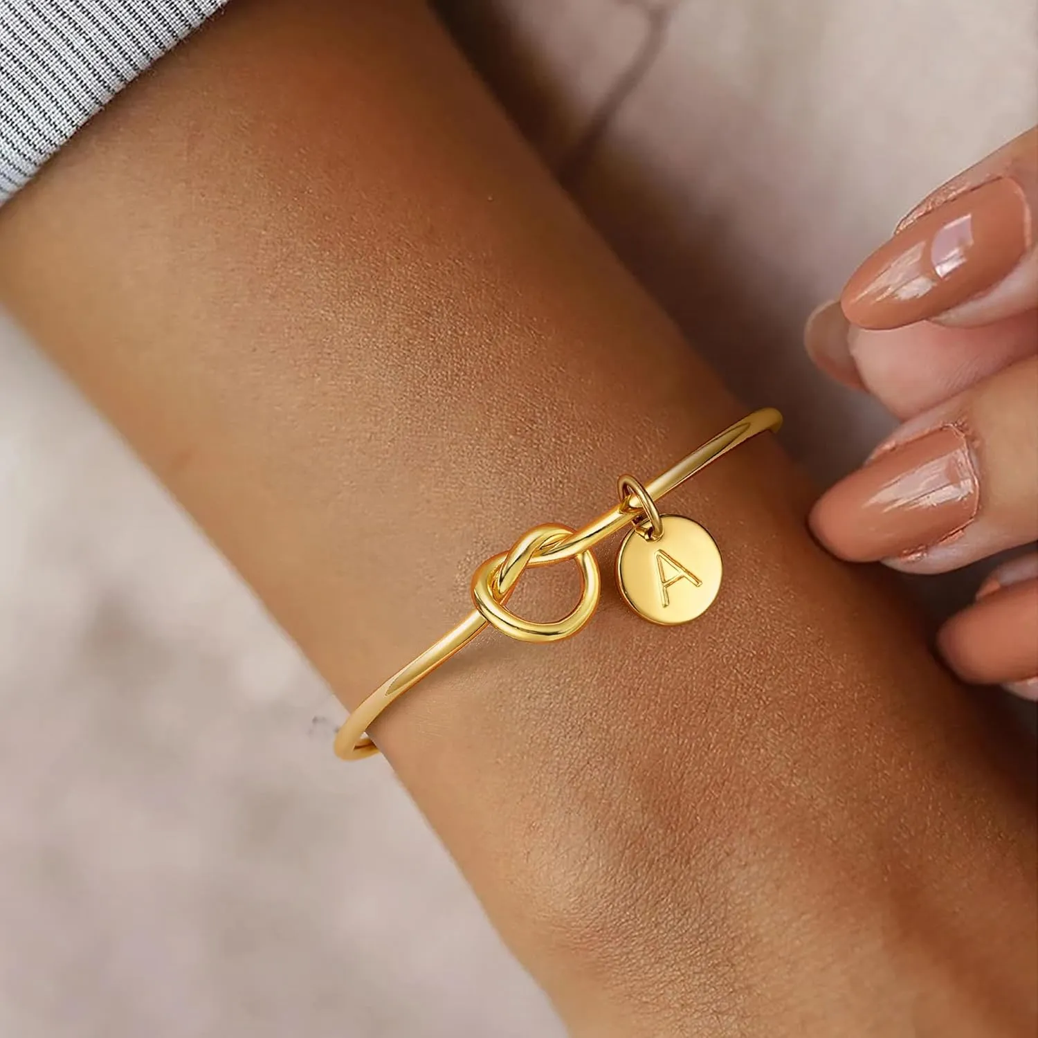 Ursteel Personalized Gold Initial Bracelet for Women - Dainty Gold Knot Letter A-Z Bracelets for Women, Tie The Knot Bracelet Bridesmaid Proposal Jewelry Gifts