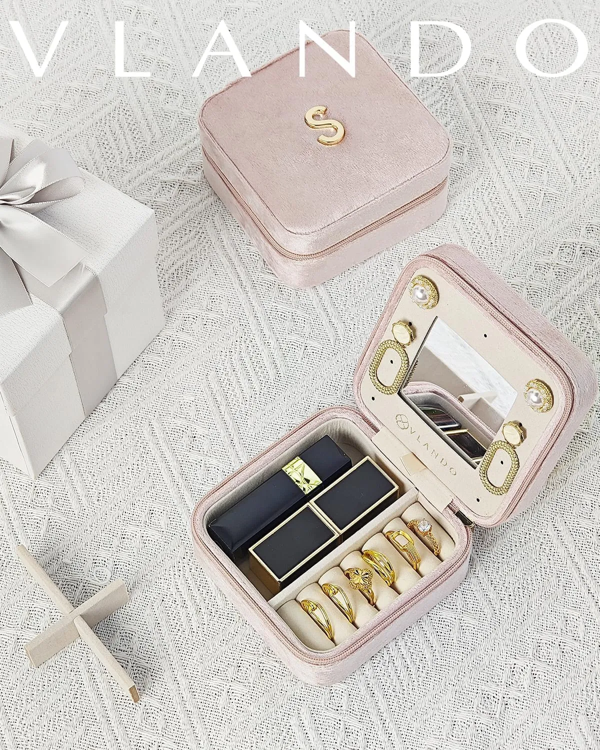 Vlando Travel Jewelry Box for Girls Women, Initial Jewelry Organizer Box Travel Must Haves Jewelry Case for Girls, Necklace Earrings Ring Box Travel Gifts for Sister Daughters - Letter R, Pink