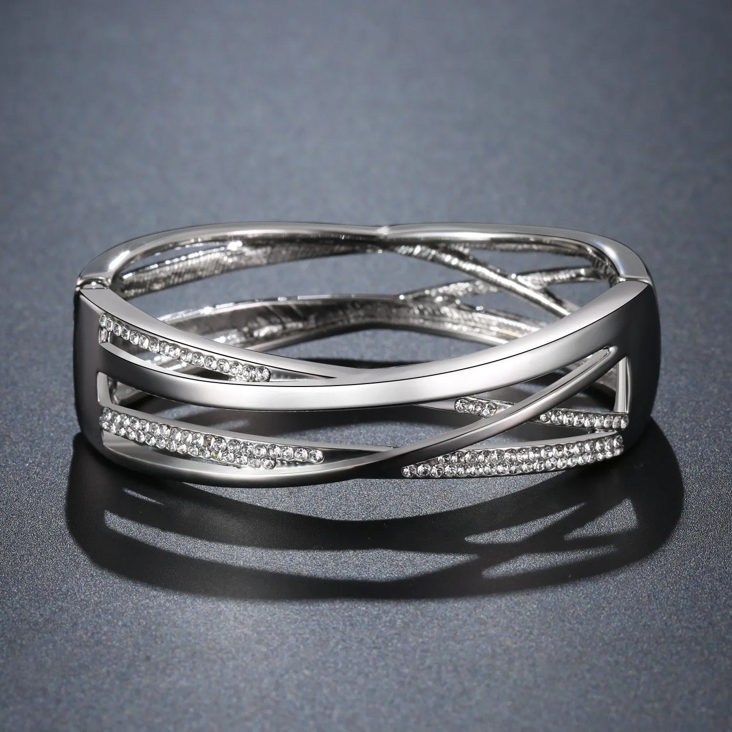 White Gold Crystal Bangle -KBQ0112