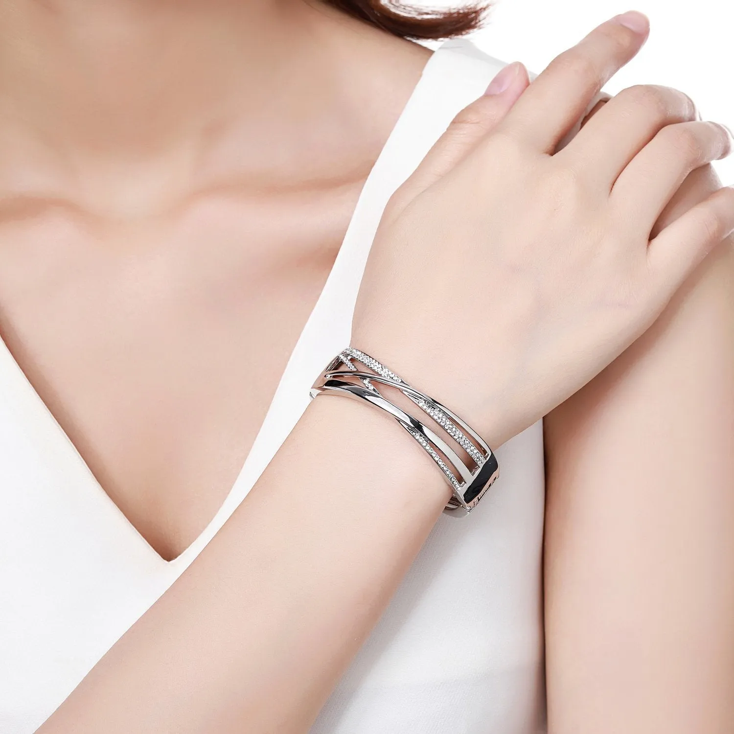 White Gold Crystal Bangle -KBQ0112
